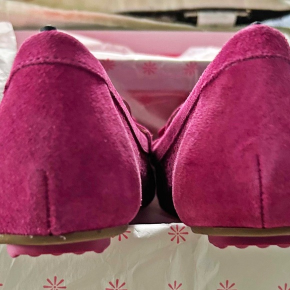 FLATS, ISAAC MIZRAHI, SZ LADIES 8.5W, DARK ROSE SUEDE, TASSLES ON EACH UPPER, - Picture 15 of 15
